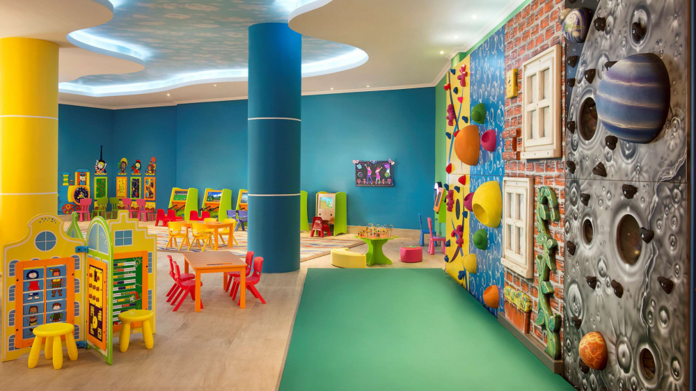 DoubleTree by Hilton Resort & SPA Marjan Island 5*