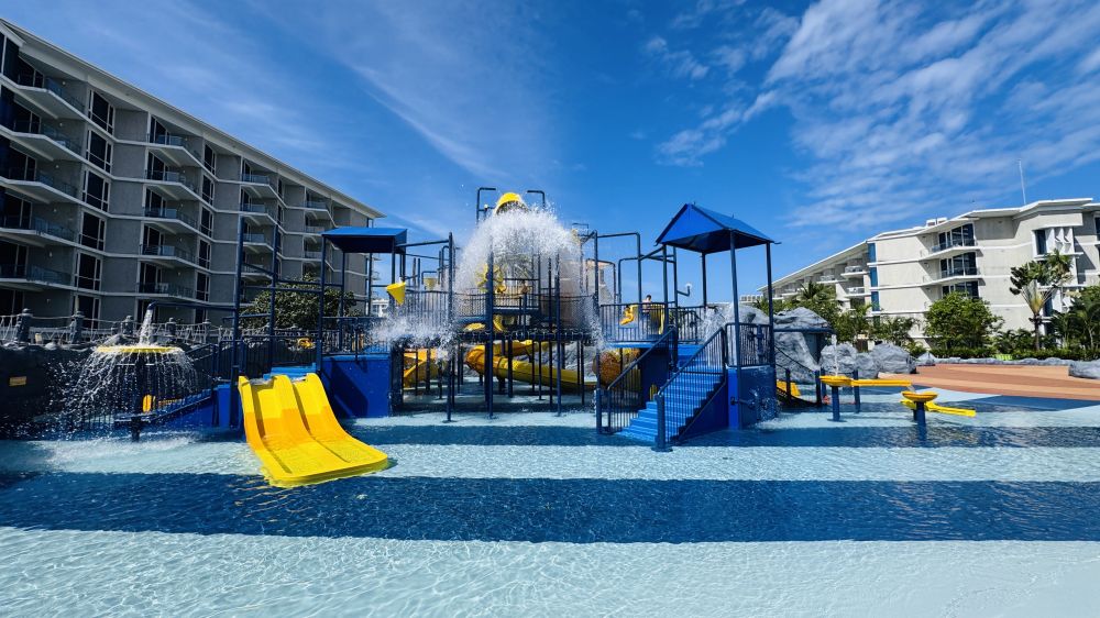 Splash Beach Resort Maikhao Phuket 5*
