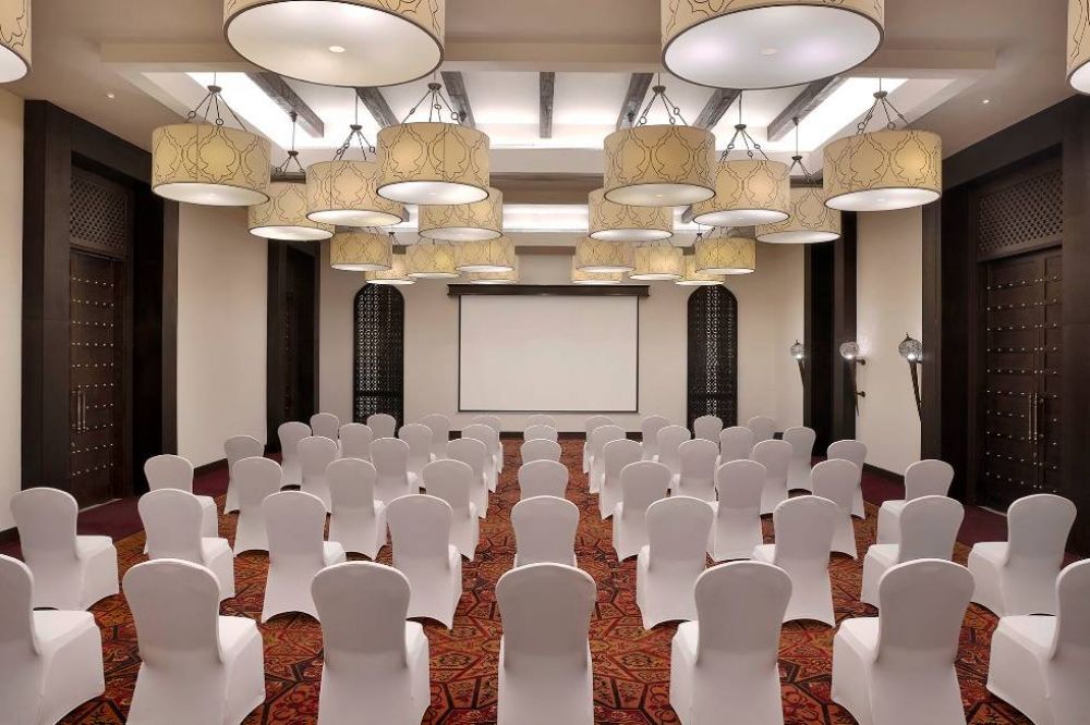 Aldhafra Resort Abu Dhabi, Vignette Collection 5*