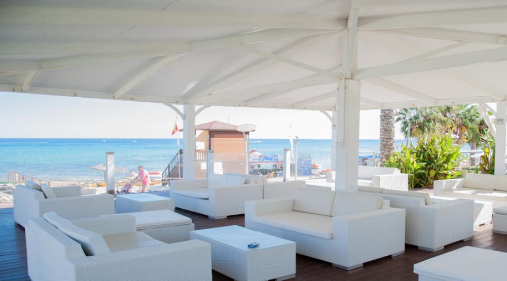 Vrissiana Beach Hotel 4*