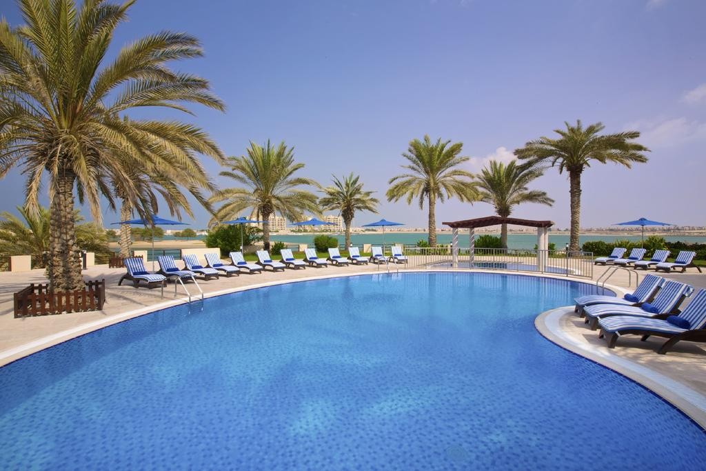 Hilton Al Hamra Beach & Golf Resort 5*