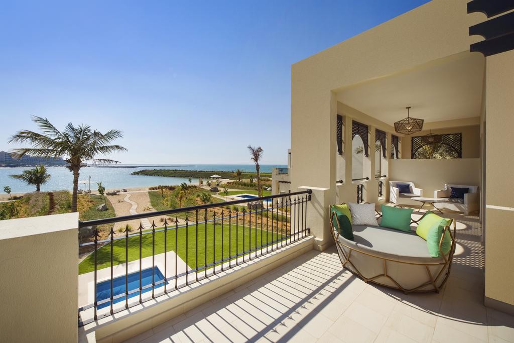 Hilton Ras Al Khaimah Beach Resort & SPA 5*