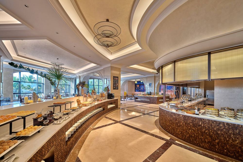 DoubleTree by Hilton Sanya Bay 3*