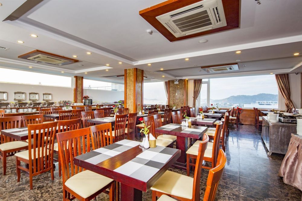 Soria Majestic Beachfront Hotel (еx. Majestic Star Hotel) 4*