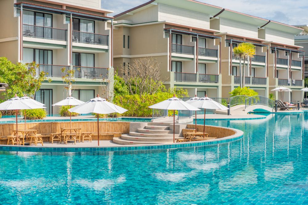 Le Meridien Khao Lak Beach 5*