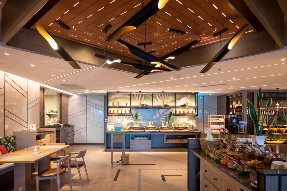 Le Meridien Khao Lak Beach 5*