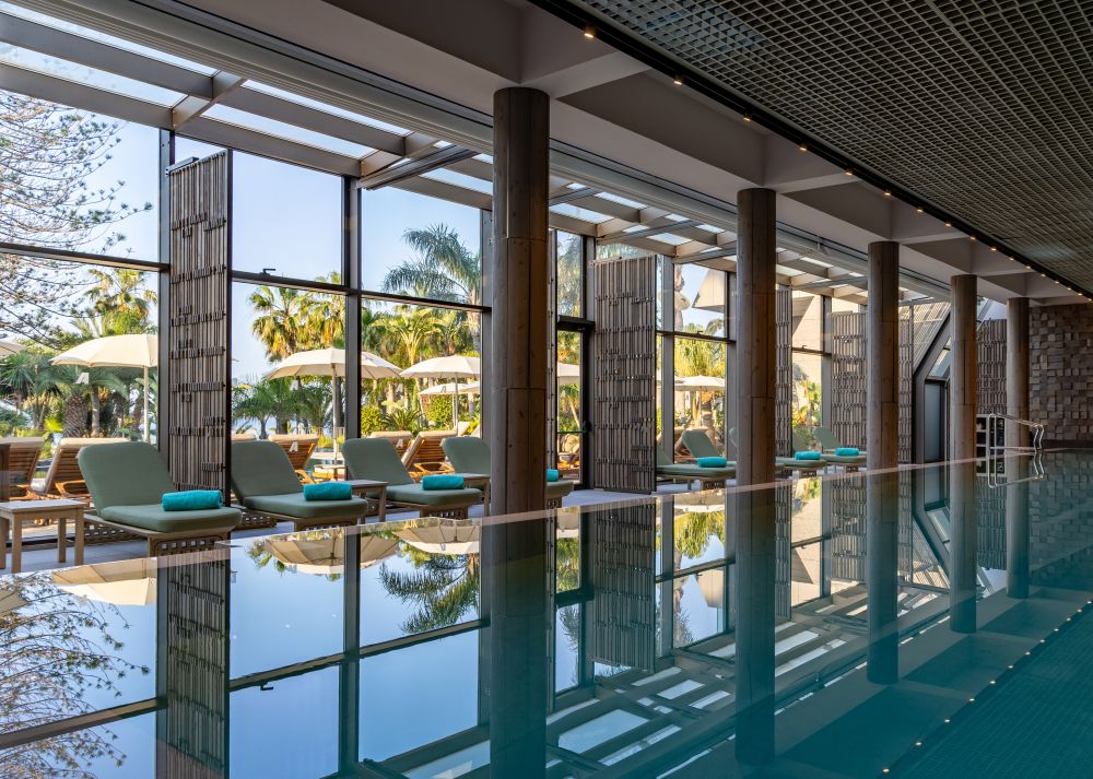 Amathus Beach Hotel 5*