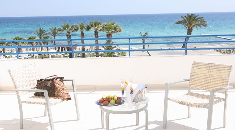 Vrissiana Beach Hotel 4*