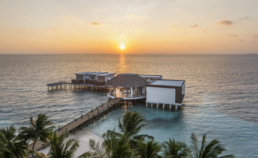 The Halcyon Private Isles Maldives, Autograph Collection (ex. Raffles Maldives Meradhoo) 5*