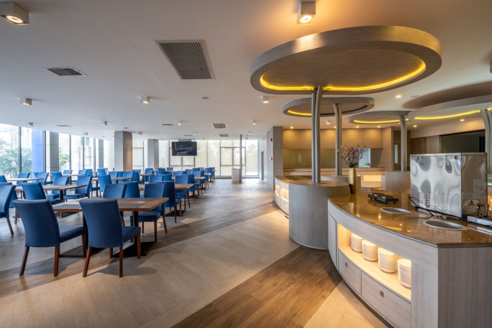 Seabed Grand Hotel Phuket 5*