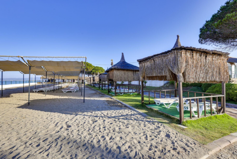 Royal Beach Club Hotel 4*