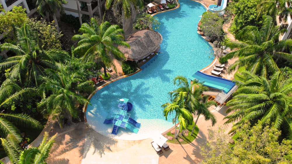 Ravindra Beach Resort & Spa 5*