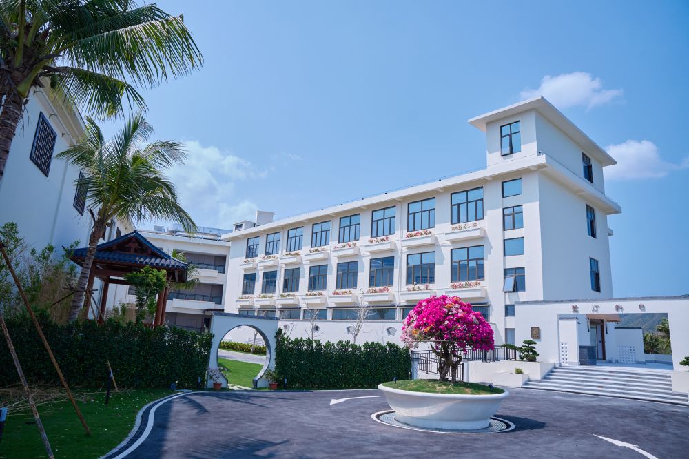 Blossom Land Mangroves Yalong 5*