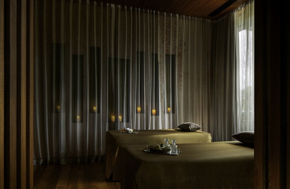 V Villas Phuket 5*