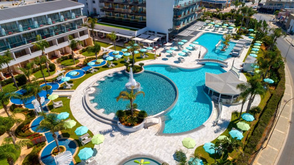 Faros Hotel 4*