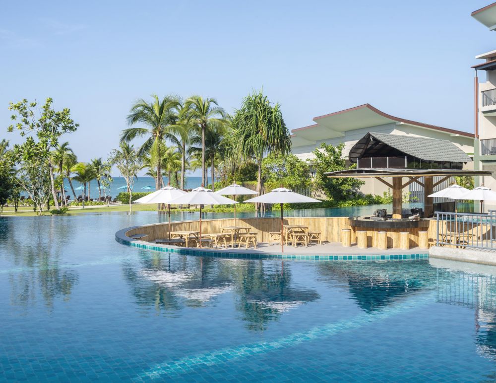 Le Meridien Khao Lak Beach 5*