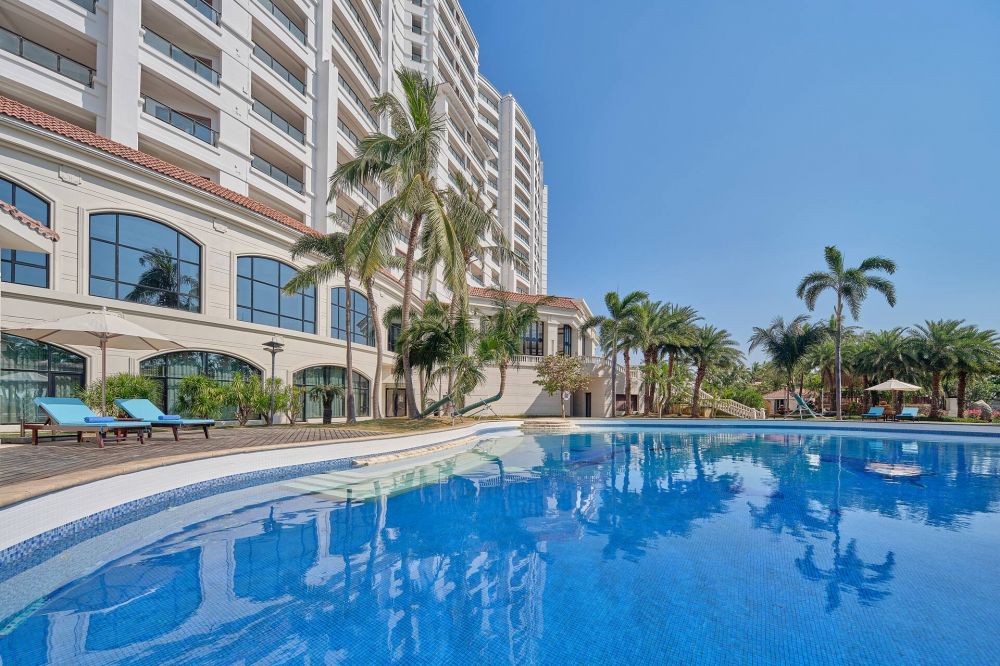 DoubleTree by Hilton Sanya Bay 3*