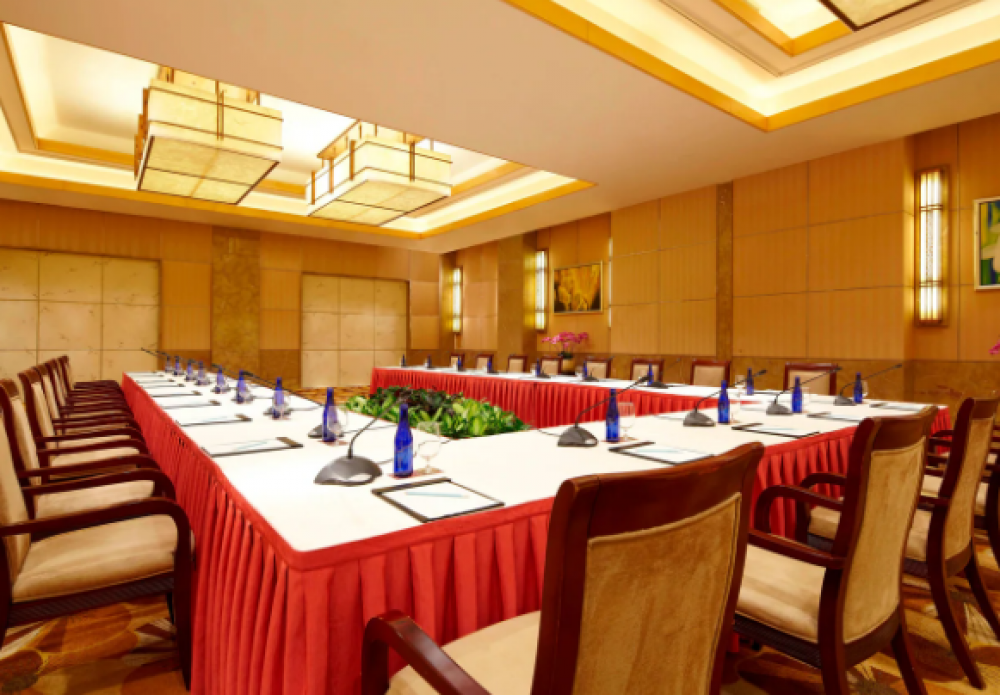 Sheraton Haikou Hotel 5*