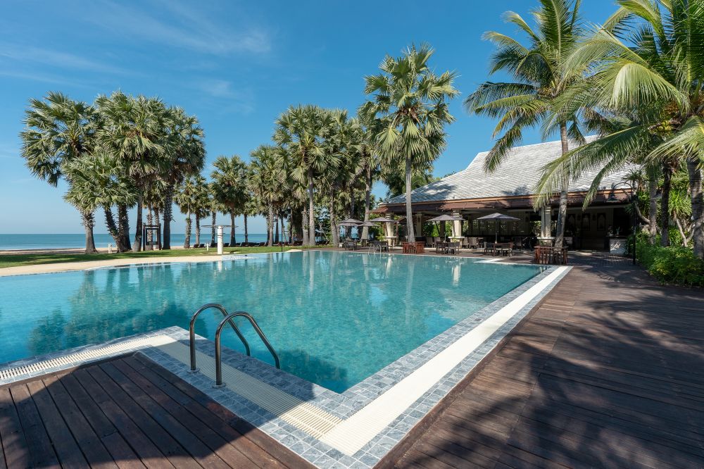 Ravindra Beach Resort & Spa 5*