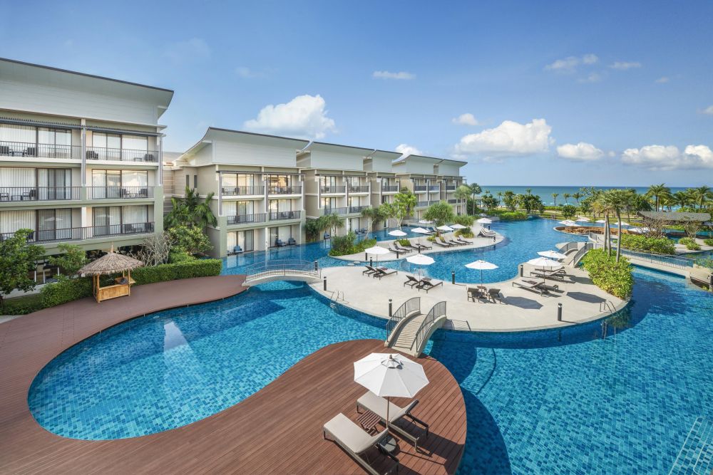 Le Meridien Khao Lak Beach 5*