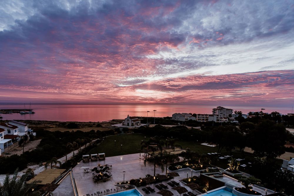 Cavo Zoe Seaside Hotel 4*
