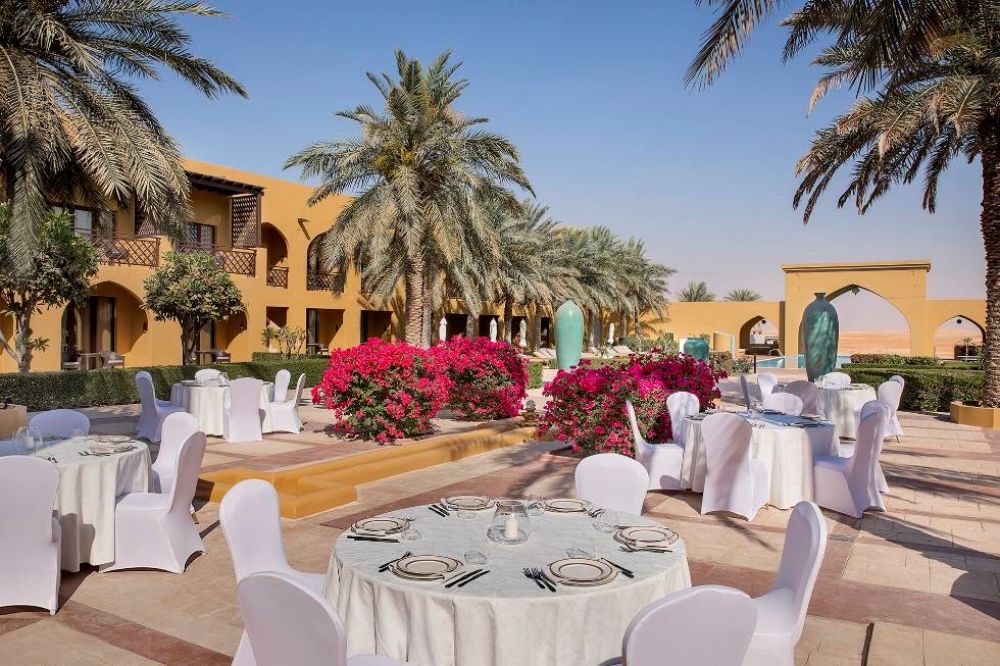 Aldhafra Resort Abu Dhabi, Vignette Collection 5*