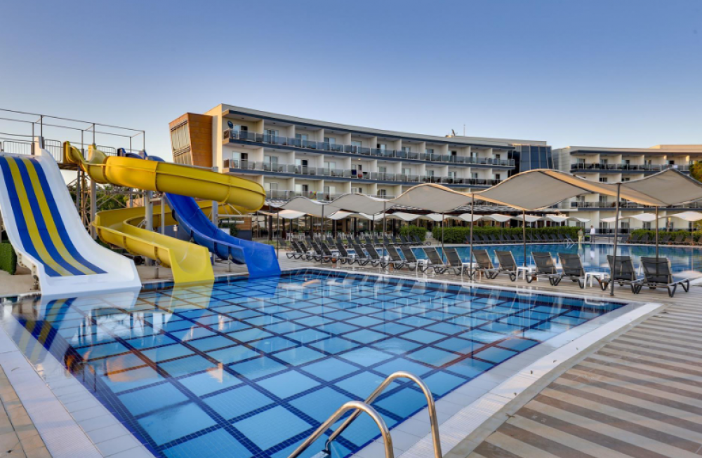 Royal Beach Club Hotel 4*
