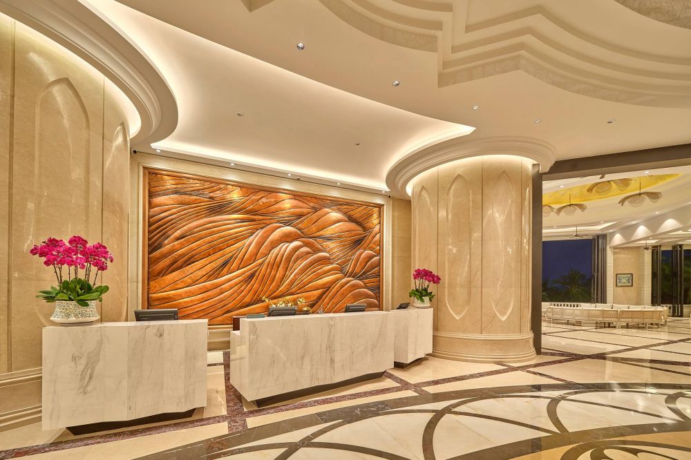 DoubleTree by Hilton Sanya Bay 3*