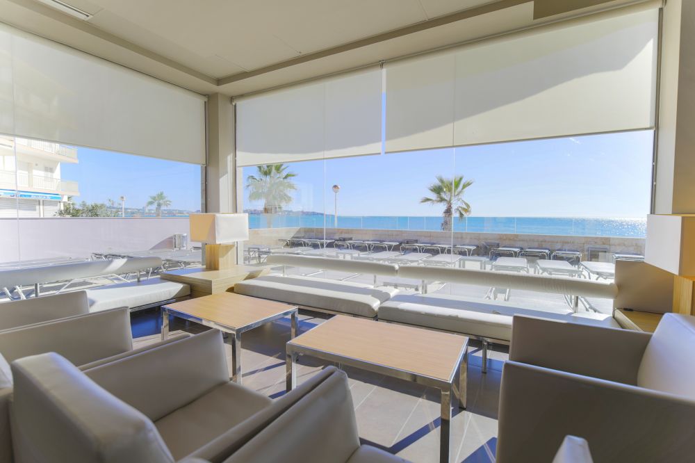 Augustus Hotel 4*
