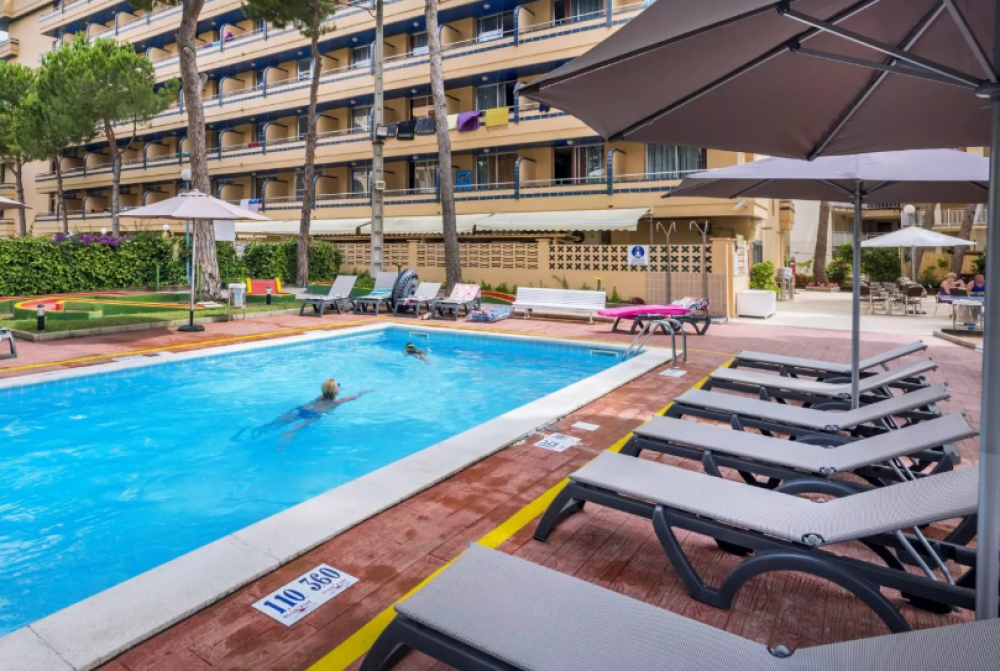 4R Playa Park 3*