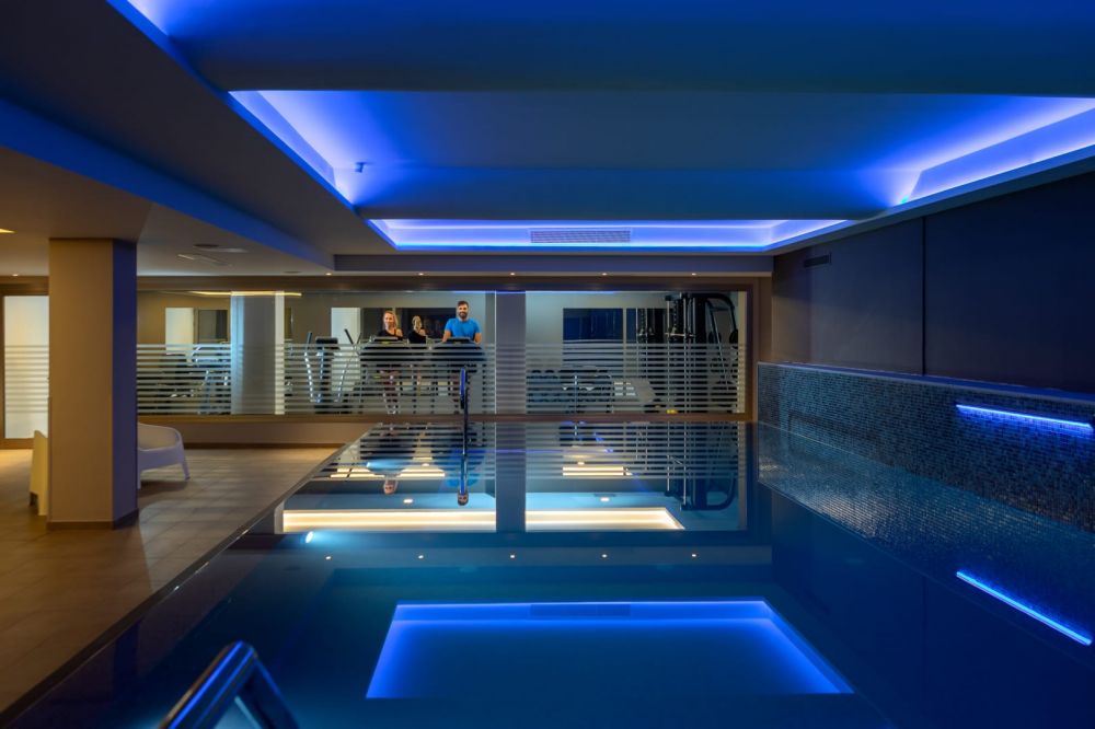 Faros Hotel 4*
