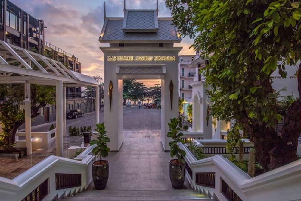 Bay Beach Resort Jomtien 4*