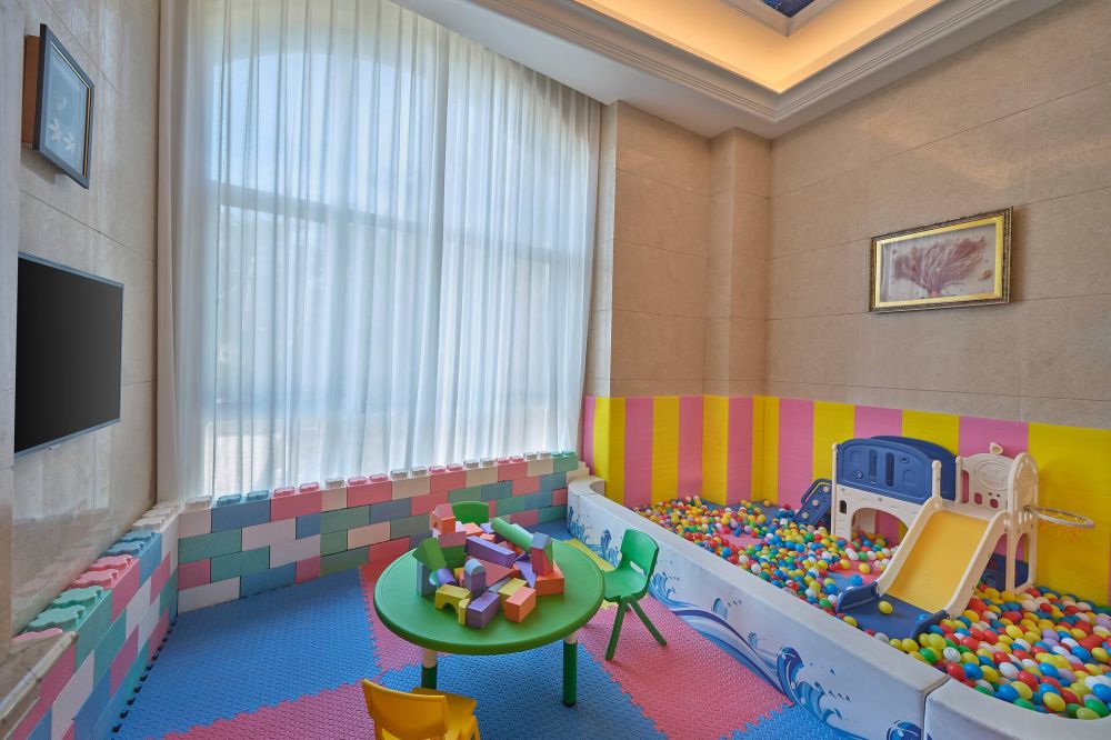 DoubleTree by Hilton Sanya Bay 3*