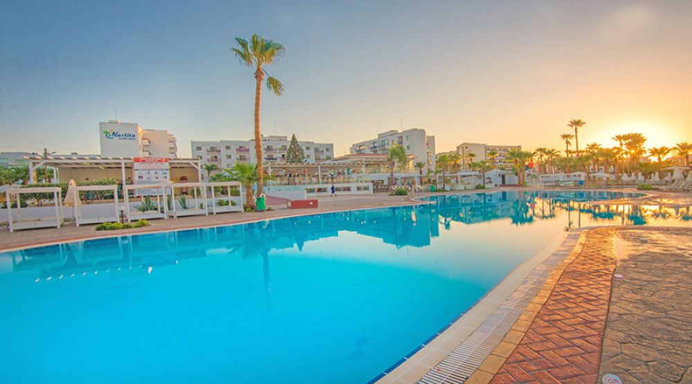 Marlita Beach Hotel Apartments 3*