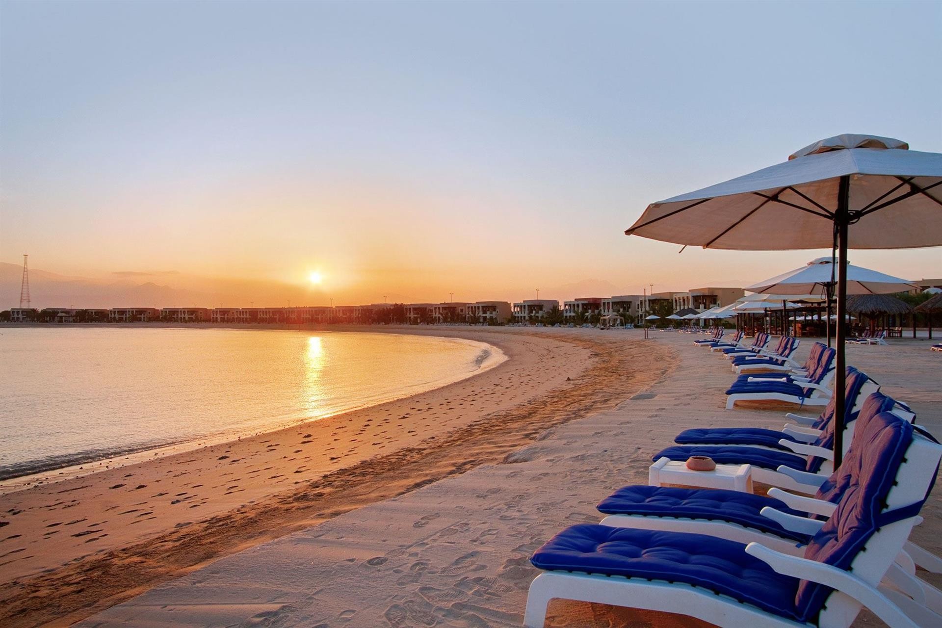 Hilton Ras Al Khaimah Beach Resort & SPA 5*
