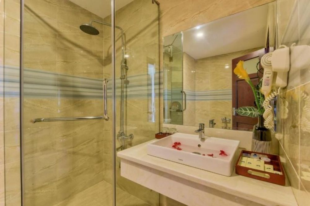Deluxe City View, Sky Beach D20 Nha Trang 4*