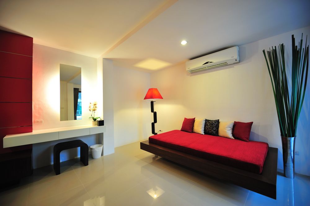 Premier Room With Bathtub, Alfresco Phuket Hotel 3*