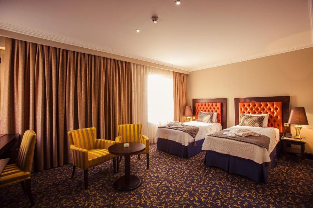 Deluxe Double or Twin Room, Intourist Palace 5*