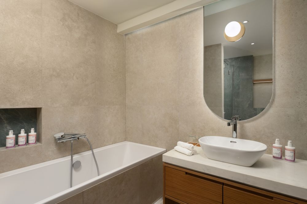 Classic Room Sea View with 1 double bed, Mövenpick Hotel & Residences Teuta Kotor Bay 5*