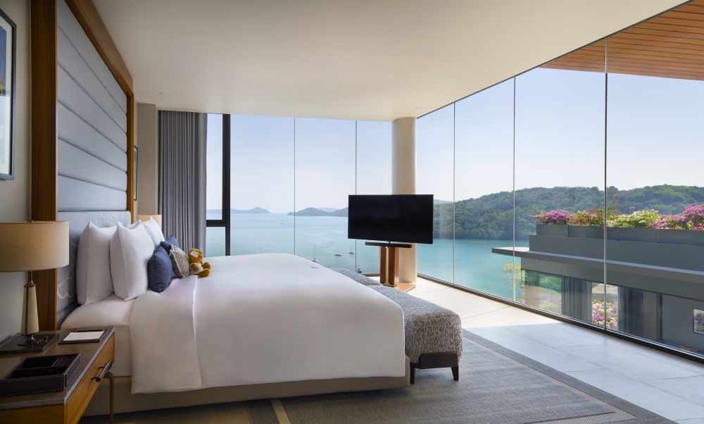 Three Bedroom Executive Sea View Villa, V Villas Phuket 5*