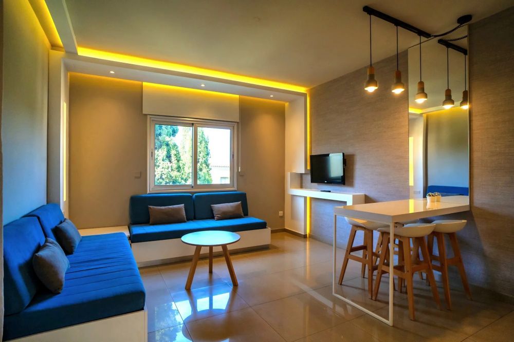 Superior One-Bedroom Suite, Malama Beach Holiday Village 4*