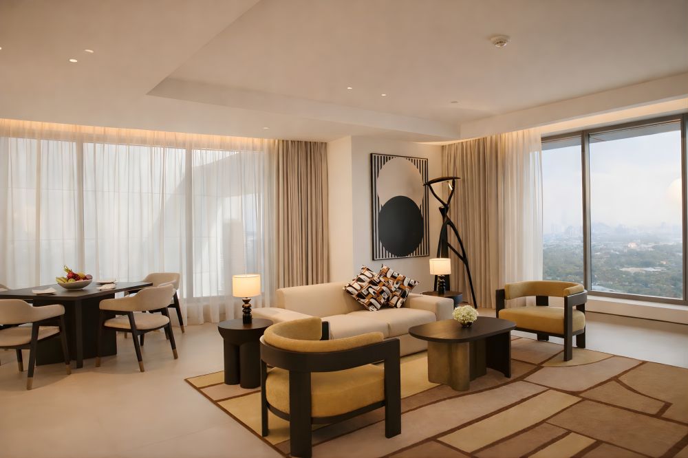 Diplomatic Premium Suite, The H Dubai 5*