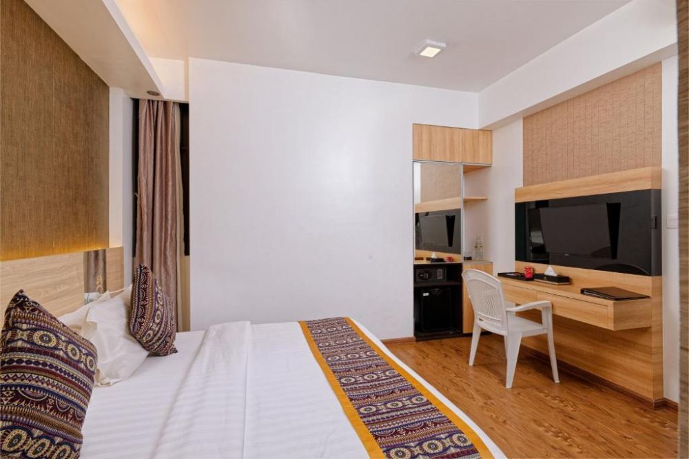 Standard Deluxe room (no window), Arena Beach Hotel Maldives 