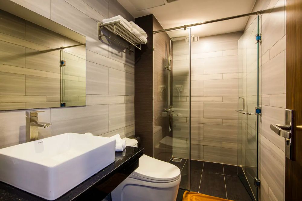 Senior Twin with Balcony, Meriton Nha Trang Hotel 4*