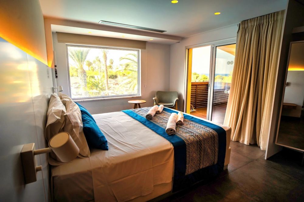 Deluxe Suite, Malama Beach Holiday Village 4*