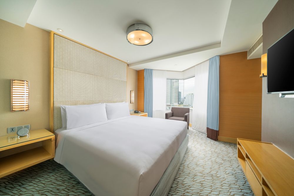 Premium Suite, Holiday Inn Silom, Bangkok 4*