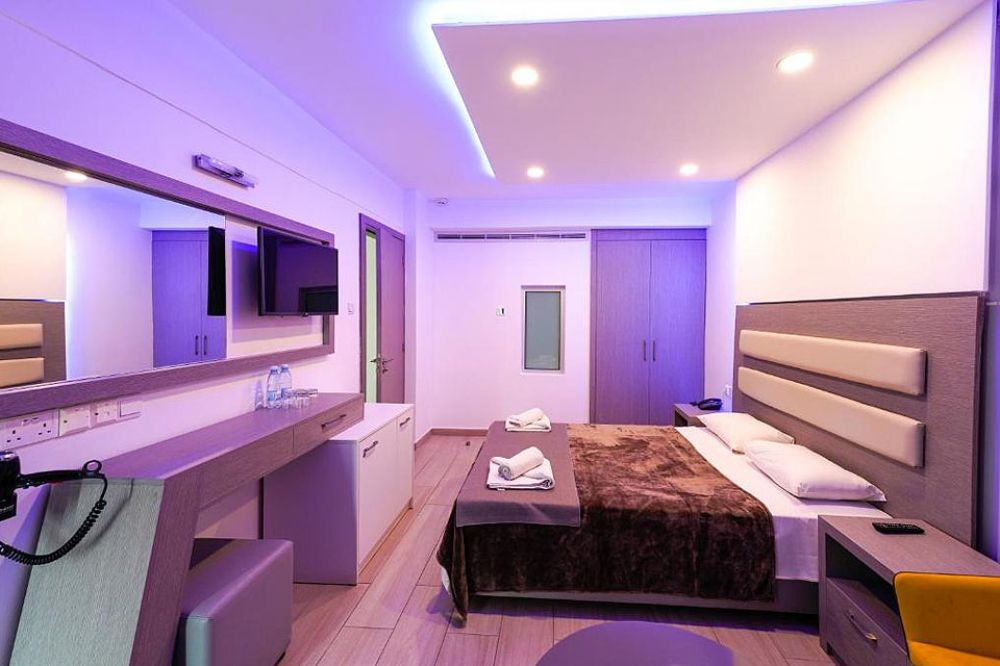 Junior Suite with Pool View, Captain Pier Hotel 4*