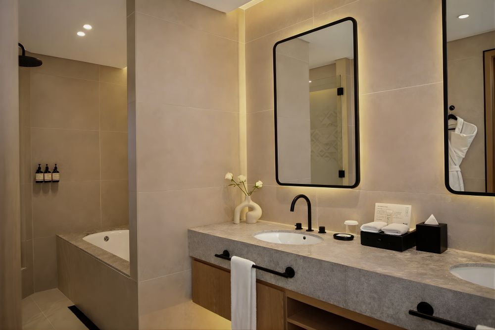 Diplomatic Premium Suite, The H Dubai 5*