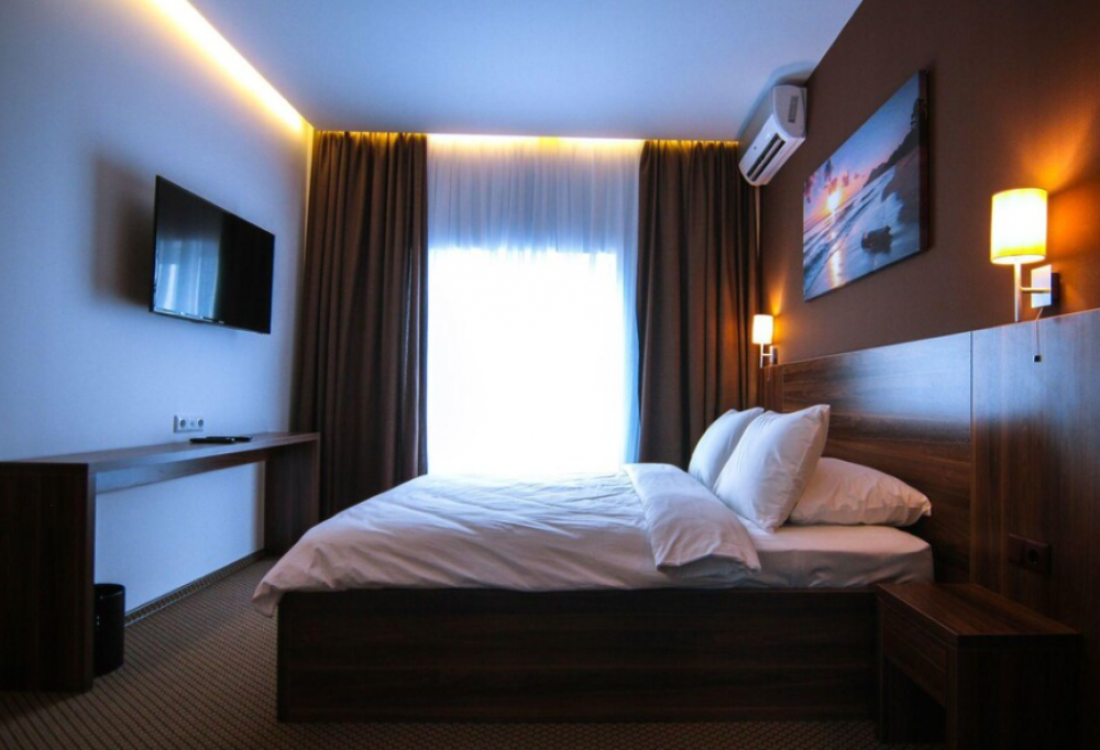 Standard, Sky Inn 4*