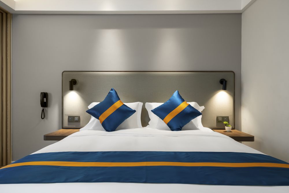 Standard Nonsmoking/ Standard PV/ Standard OV, Holiday Inn Resort Sanya 5*